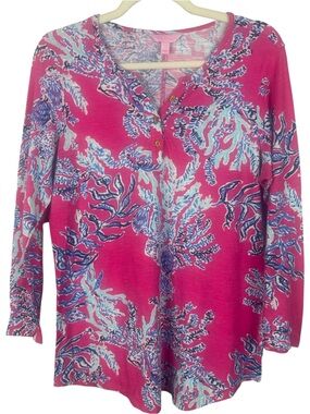 Lilly Pulitzer Pima Cotton Etta V-Neck Coral Me Maybe Print 3/4 Sleeve Henley